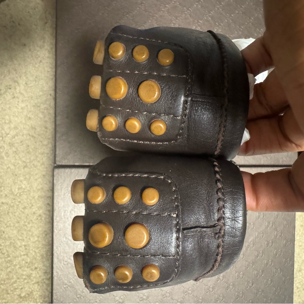 Gucci Brown and Green Leather Loafers with Signature Stripe - Picture 3 of 12